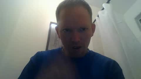 Snapshot of barniemay1 chatting on December 28, 2:01 am barniemay1 online show from December 28, 2:01 am
