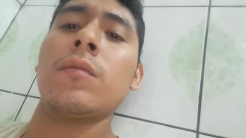 Snapshot of basic2001 chatting on October 10, 12:48 am Marcos online show from October 10, 12:48 am