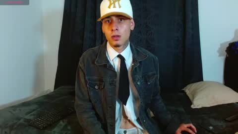 Bastian online show from November 28, 1:31 am