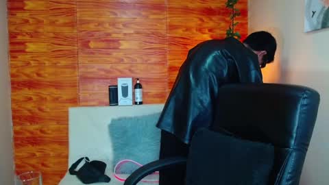 Bastian online show from January 17, 1:26 am