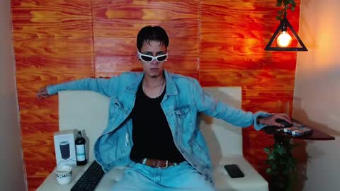 Bastian online show from March 9, 2:29 am