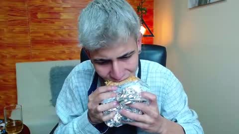 Bastian online show from December 26, 3:06 am