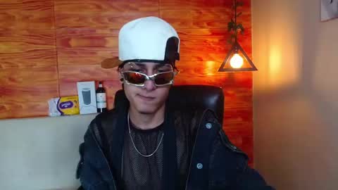 Bastian online show from February 14, 2:28 am