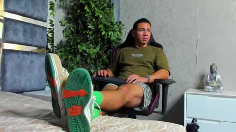 Snapshot of bastian_franco01 chatting on October 2, 2:04 am Bastian Independent Model online show from October 2, 2:04 am