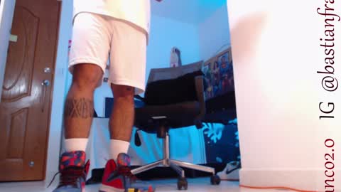 Snapshot of bastian_franco01 chatting on December 22, 12:39 am Bastian Independent Model online show from December 22, 12:39 am