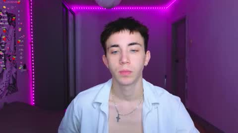 mett online show from October 25, 8:21 pm