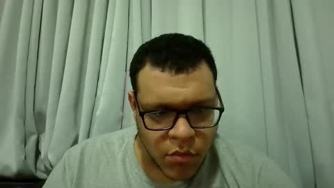 Snapshot of batman2430 chatting on February 21, 9:43 pm brian online show from February 21, 9:43 pm