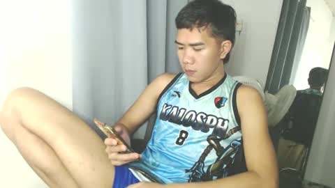 Snapshot of baxter_bab chatting on February 19, 4:44 pm Lf Babe online show from February 19, 4:44 pm