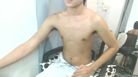 Snapshot of baxter_bab chatting on March 9, 1:59 pm Lf Babe online show from March 9, 1:59 pm