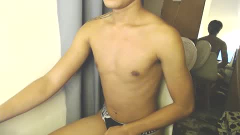 Snapshot of baxter_bab chatting on January 13, 12:24 pm Lf Babe online show from January 13, 12:24 pm