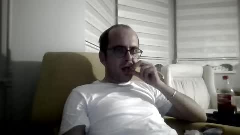 Snapshot of bayto chatting on October 14, 8:27 pm bayto online show from October 14, 8:27 pm