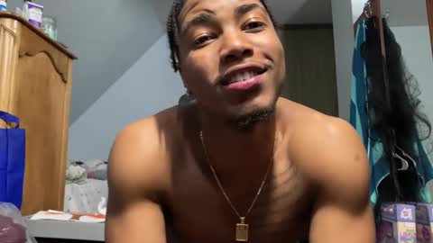 Snapshot of bb_colin chatting on February 3, 10:54 pm bb_colin online show from February 3, 10:54 pm