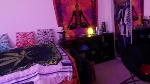 BB KAYDA online show from April 15, 1:27 am