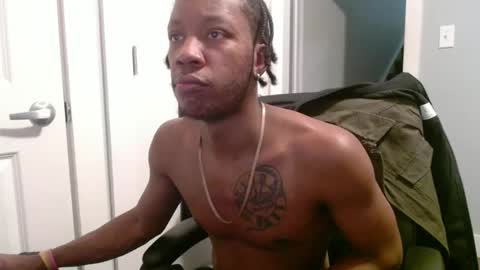 Snapshot of bbc_elrey chatting on February 3, 11:47 pm Racks online show from February 3, 11:47 pm