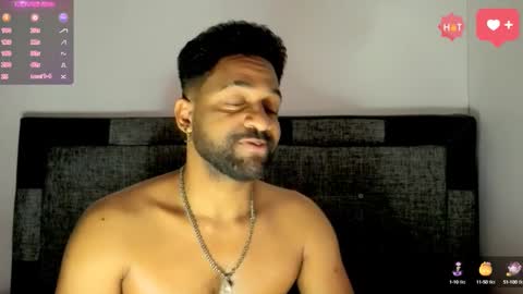 Snapshot of bbcblackhot33 chatting on October 23, 3:54 am john online show from October 23, 3:54 am