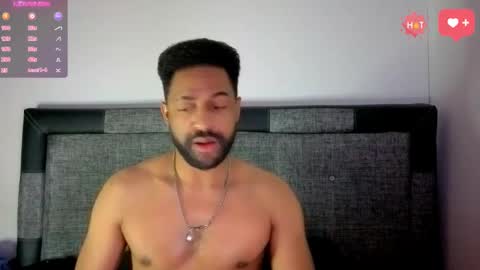 Snapshot of bbcblackhot33 chatting on October 13, 5:57 am john online show from October 13, 5:57 am