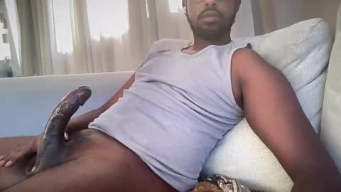 Snapshot of bbcdaevon8inch chatting on October 9, 9:52 pm Daevon online show from October 9, 9:52 pm