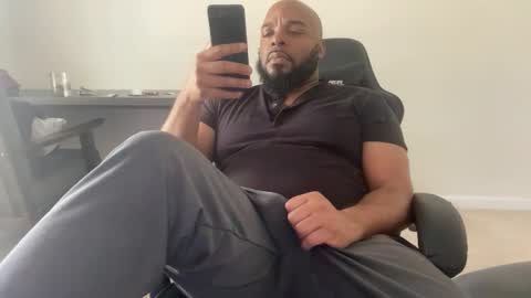 Zaddy online show from April 24, 9:06 pm