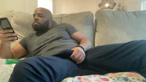Snapshot of bbcfun44 chatting on February 18, 2:38 pm Zaddy online show from February 18, 2:38 pm