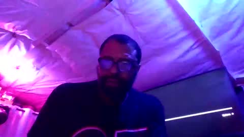 bbcwithahook online show from January 13, 2:28 am