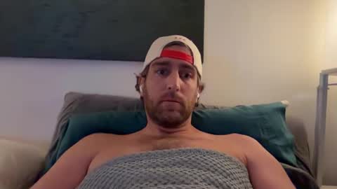 beach_bum_69 online show from December 17, 5:25 am