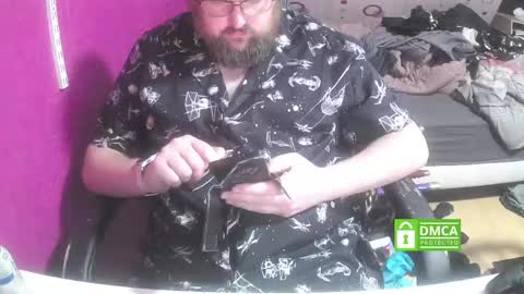 bear282667 online show from March 23, 6:25 pm