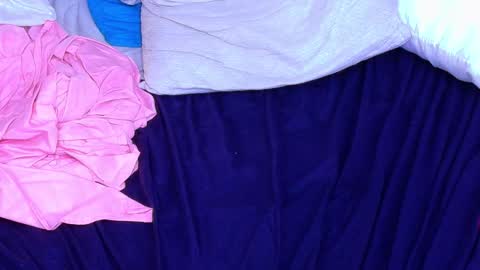 Snapshot of bear_big_ chatting on October 19, 12:48 am bigbearr online show from October 19, 12:48 am