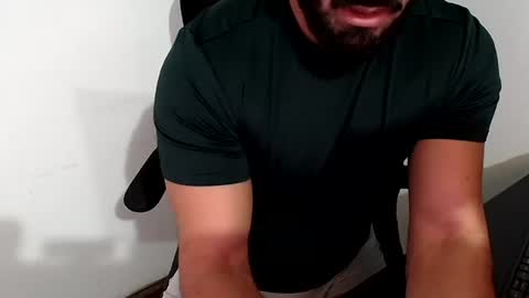 Beard Guy online show from June 22, 8:02 pm