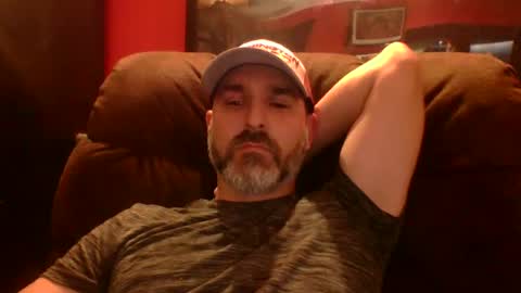 Snapshot of beardedambition chatting on September 25, 9:24 pm beardedambition online show from September 25, 9:24 pm