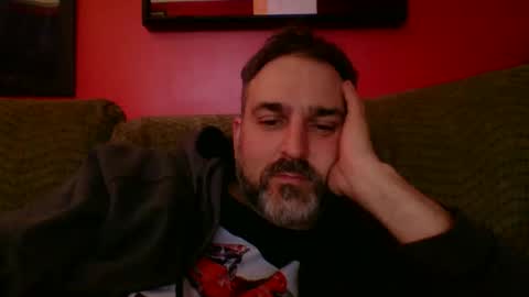 beardedambition online show from May 22, 1:32 am
