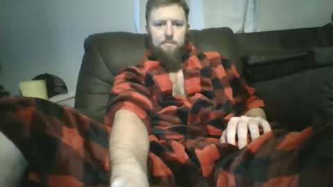 Snapshot of beardedstud4u chatting on January 20, 2:03 pm beardedstud4u online show from January 20, 2:03 pm