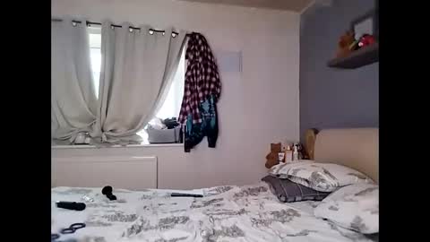Snapshot of beardedtattedguy chatting on September 14, 3:47 pm beardedtattedguy online show from September 14, 3:47 pm
