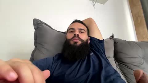 Min online show from April 7, 2:06 pm