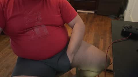 Snapshot of beardudeguy chatting on October 16, 2:36 pm beardudeguy online show from October 16, 2:36 pm