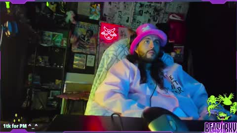 Snapshot of beastbxy chatting on February 3, 4:25 am beast bxy online show from February 3, 4:25 am