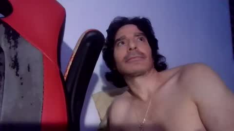 beautifukk online show from January 8, 3:40 am