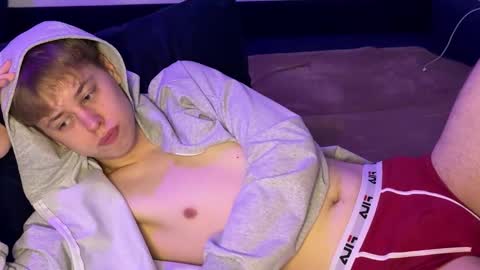 beeb0y online show from October 19, 6:22 pm