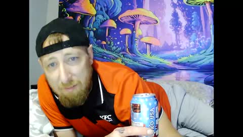 Snapshot of beercanthickness chatting on October 11, 3:21 am Dunkindaddy online show from October 11, 3:21 am