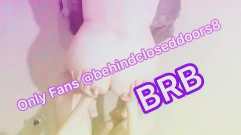 Snapshot of behindcloseddoors39 chatting on October 1, 9:52 pm behindcloseddoors8 online show from October 1, 9:52 pm