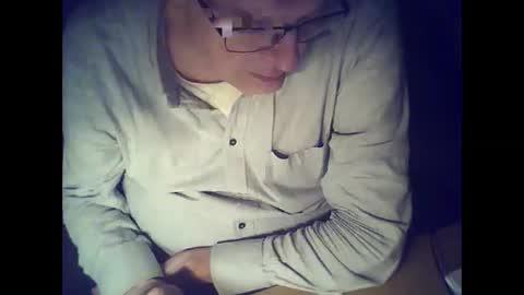 Snapshot of bekklove1 chatting on March 12, 4:35 pm bekklove1 online show from March 12, 4:35 pm