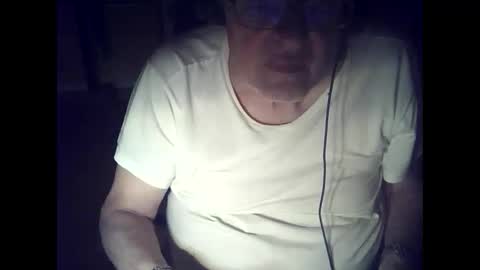 bekklove1 online show from April 21, 2:51 am