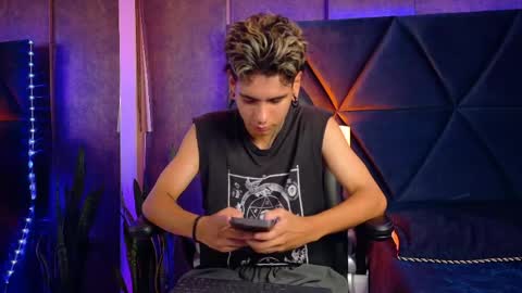 bel_sebu online show from April 18, 12:23 am