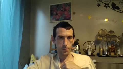 Snapshot of belgianboy33 chatting on October 8, 6:51 am Dreamcock online show from October 8, 6:51 am