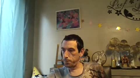 Snapshot of belgianboy33 chatting on October 10, 8:19 am Dreamcock online show from October 10, 8:19 am
