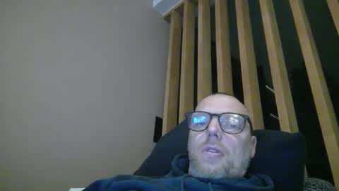 Snapshot of belgianordenary chatting on December 17, 7:04 pm belgianordenary online show from December 17, 7:04 pm