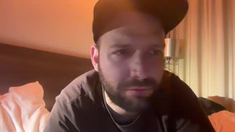 Snapshot of ben_nm chatting on January 25, 3:30 am Ben N. online show from January 25, 3:30 am