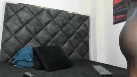    online show from November 9, 10:36 pm