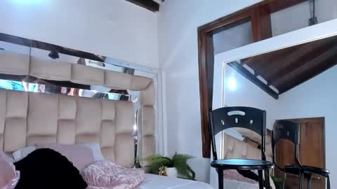    online show from October 20, 8:24 pm