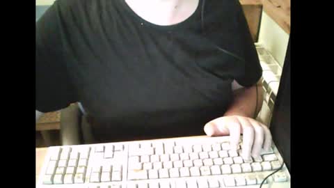 Snapshot of bender_35 chatting on February 26, 12:38 am bender_35 online show from February 26, 12:38 am