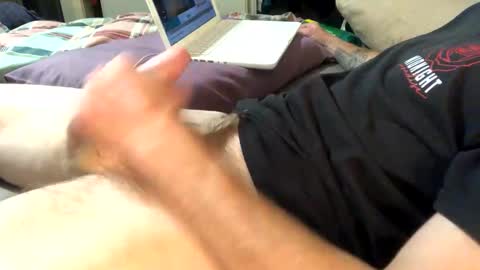 Snapshot of bendover4ne1 chatting on December 15, 3:31 pm bendover4ne1 online show from December 15, 3:31 pm